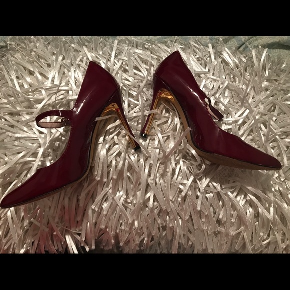 Vince Camuto Caella Patent  Mary Jane Pumps Size 7 - Picture 6 of 9